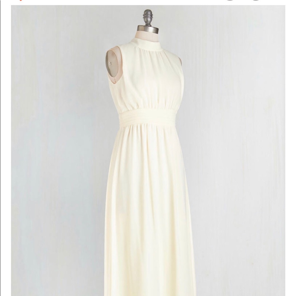 👰🏽🌺💖NWT Windy City Maxi Dress in Ivory in 2X